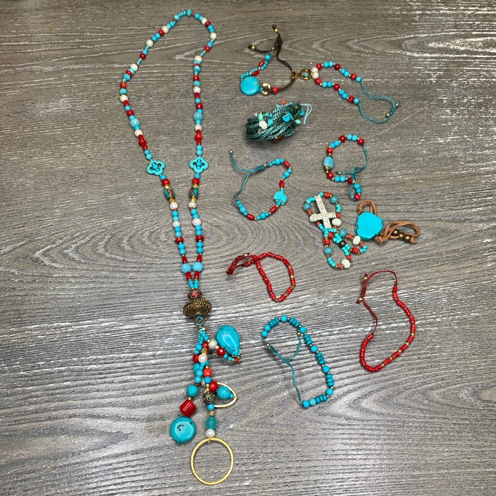Turquoise neckace and bracelets